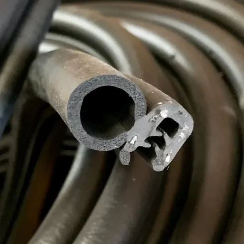 Goma de Estanqueidad Lateral para Puerta EPDM